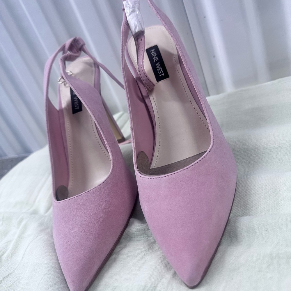 Nine West Blush Pink Heels - Picture 2 of 8
